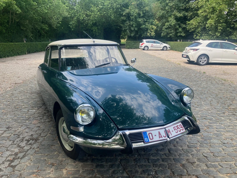 1965 Citroen ID19 - Image 9 of 31