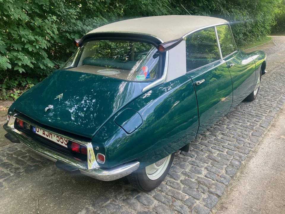 1965 Citroen ID19 - Image 13 of 31