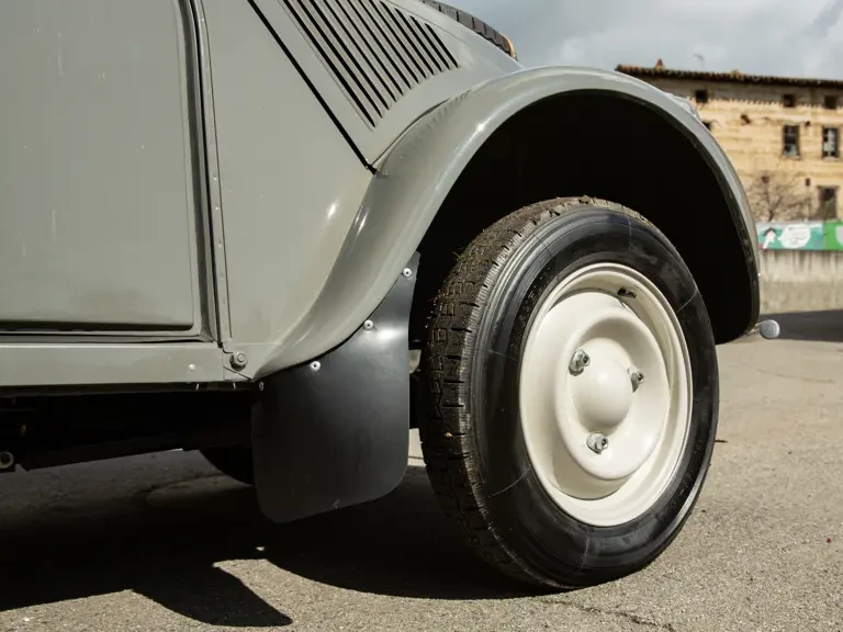 1965 Citroen 2CV Sahara - Image 31 of 31