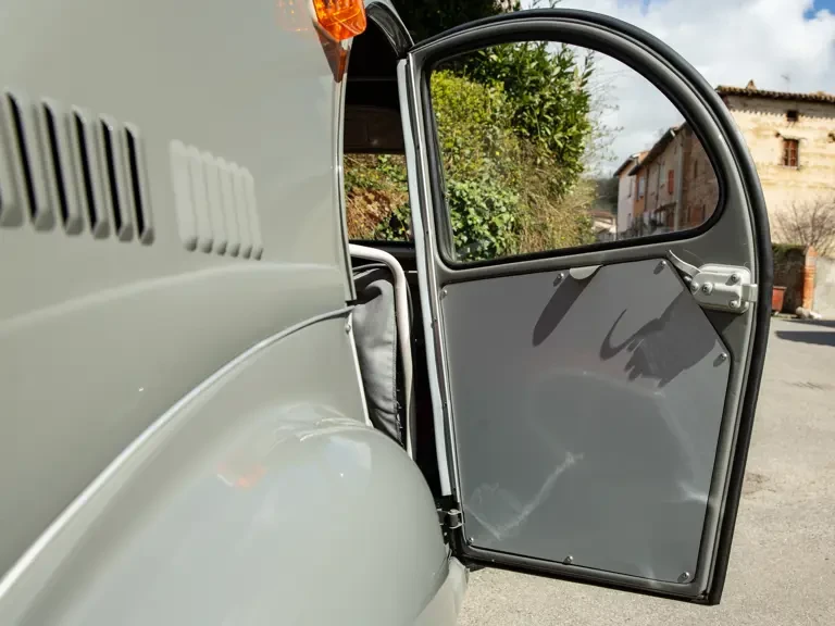 1965 Citroen 2CV Sahara - Image 14 of 31