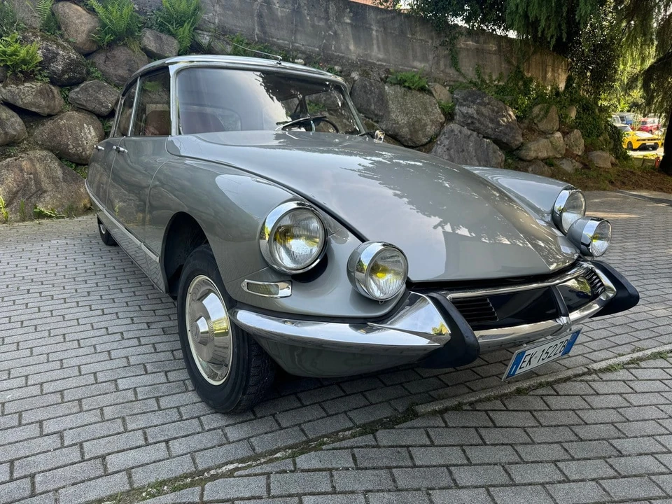 1965 Citroen DS19 - Image 20 of 31