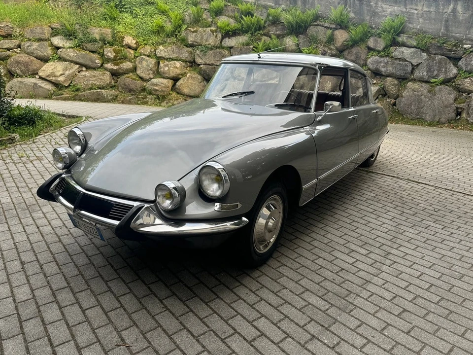 1965 Citroen DS19 - Image 3 of 31