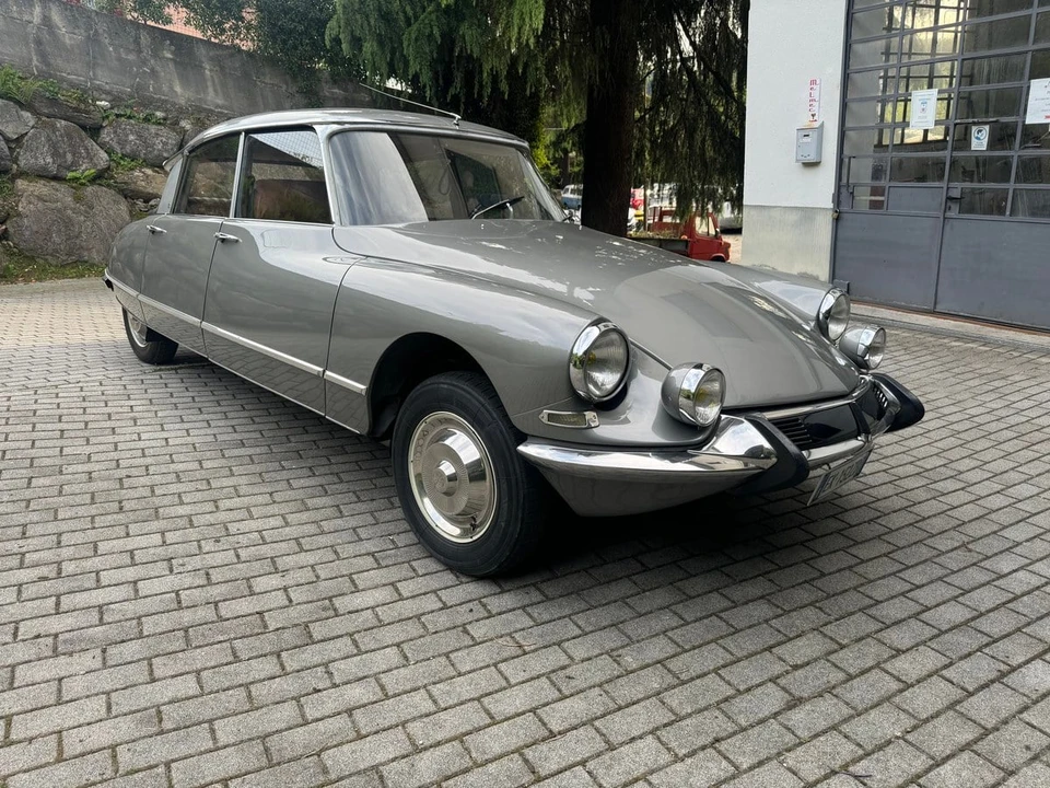 1965 Citroen DS19 - Image 4 of 31