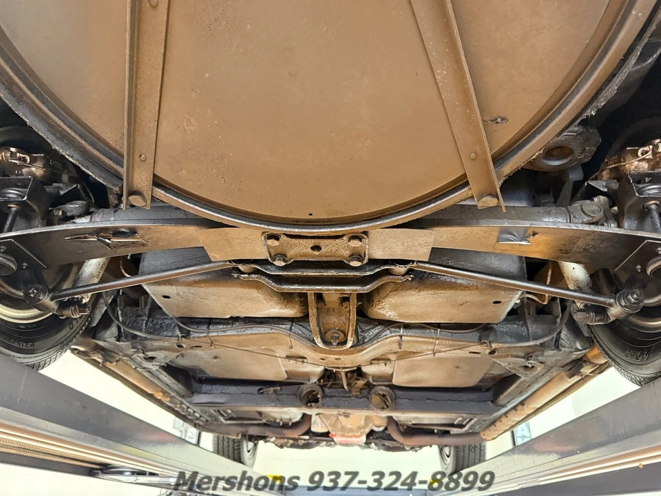 1965 Chevrolet Corvette C2 - Image 18 of 19