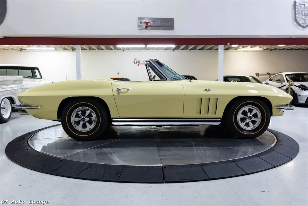 1965 Chevrolet Corvette C2 - Image 3 of 4