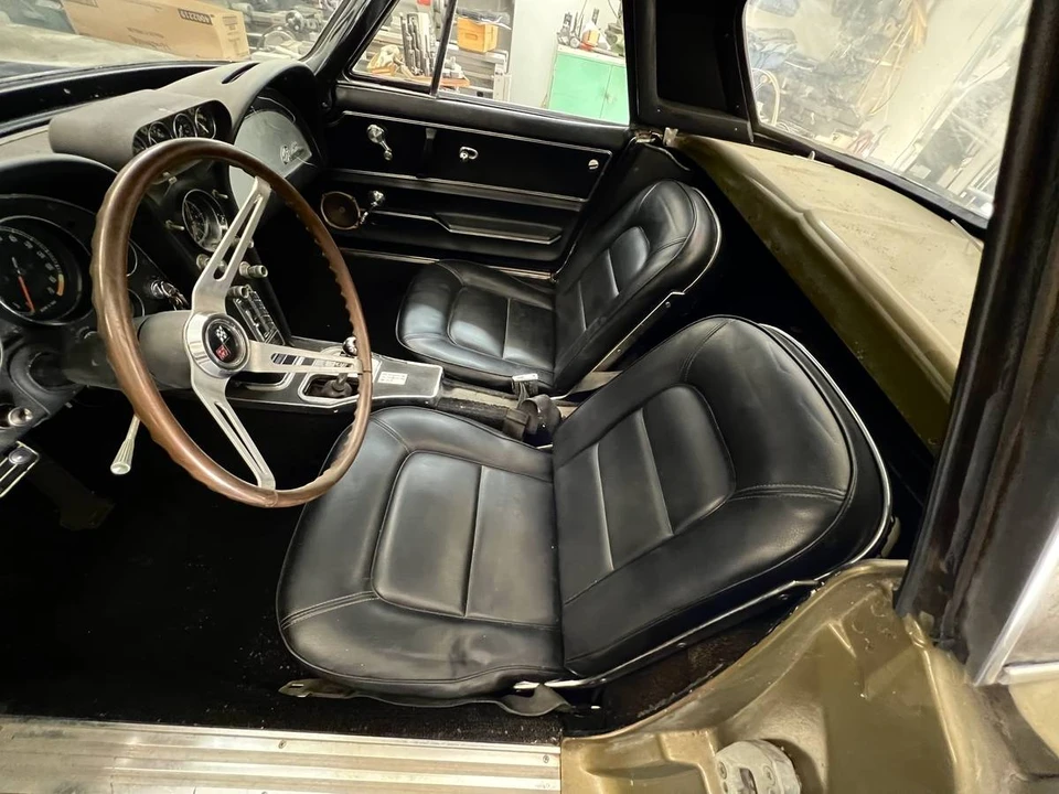 1965 Chevrolet Corvette C2 - Image 12 of 20