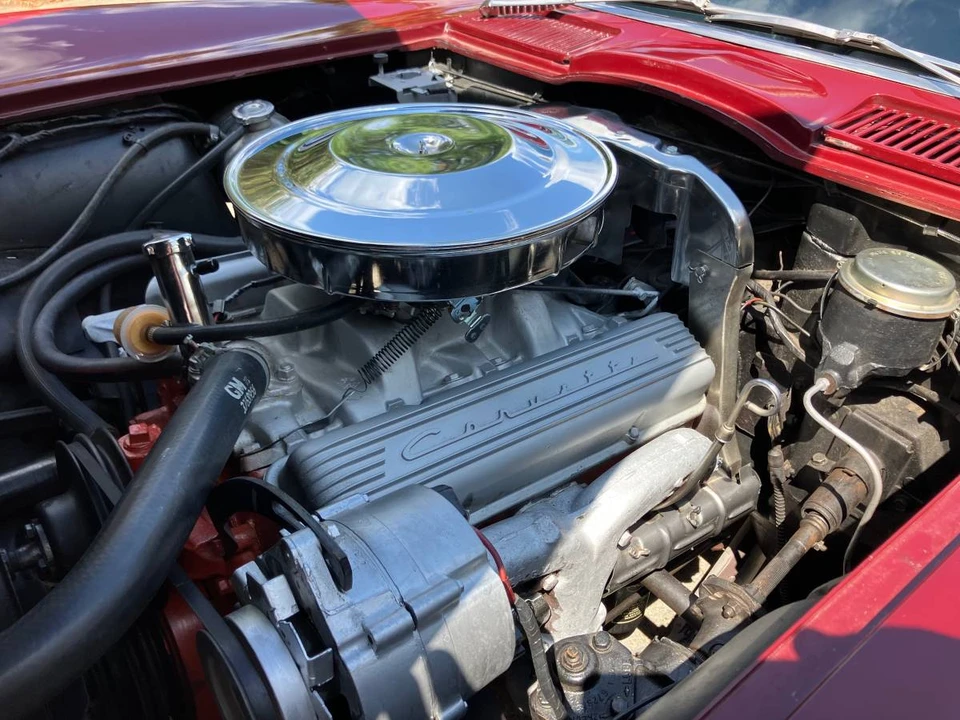 1965 Chevrolet Corvette C2 - Image 15 of 20