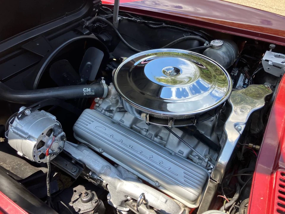 1965 Chevrolet Corvette C2 - Image 16 of 20