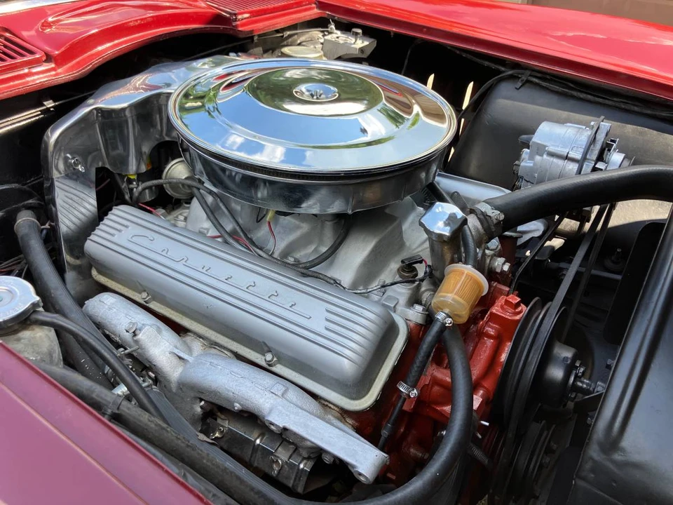 1965 Chevrolet Corvette C2 - Image 17 of 20