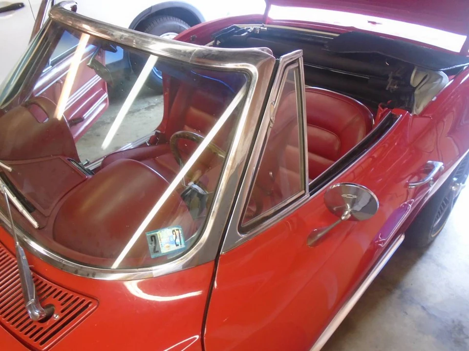 1965 Chevrolet Corvette C2 - Image 10 of 23