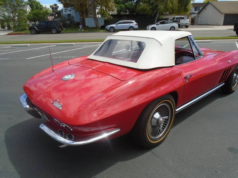 1965 Chevrolet Corvette C2 - Image 5 of 23