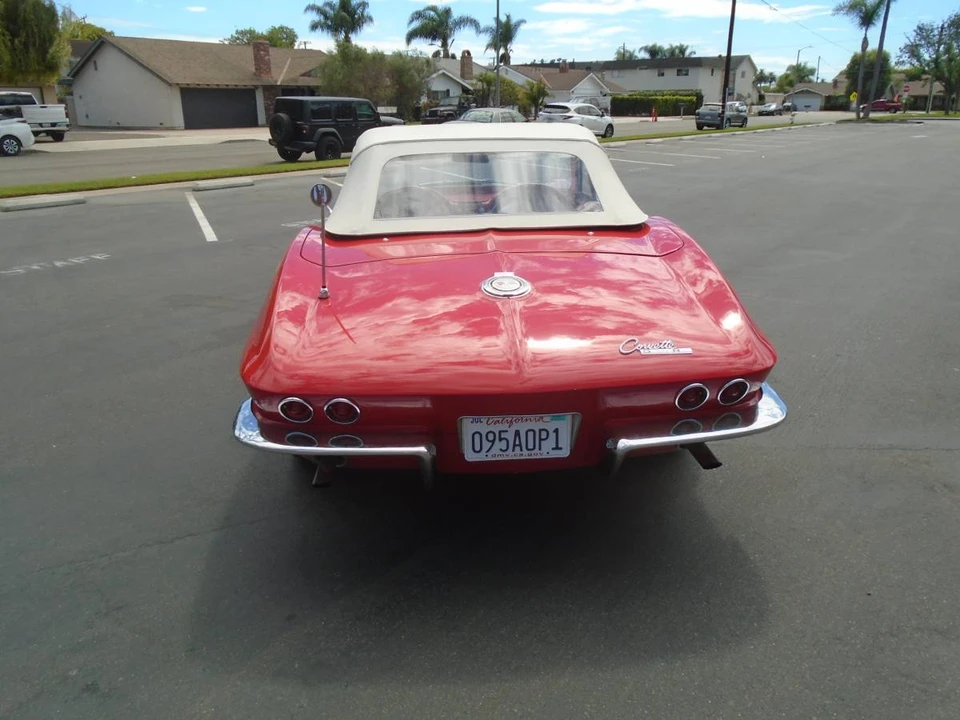 1965 Chevrolet Corvette C2 - Image 4 of 23
