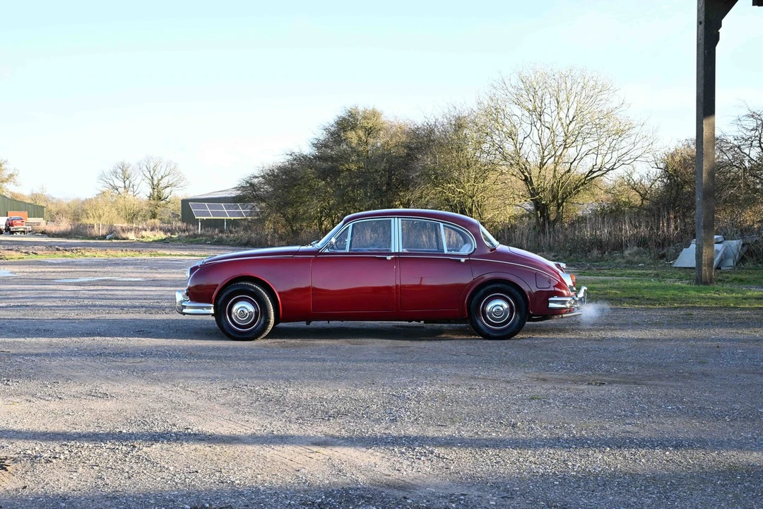 1965 Daimler SP250 - Image 13 of 30