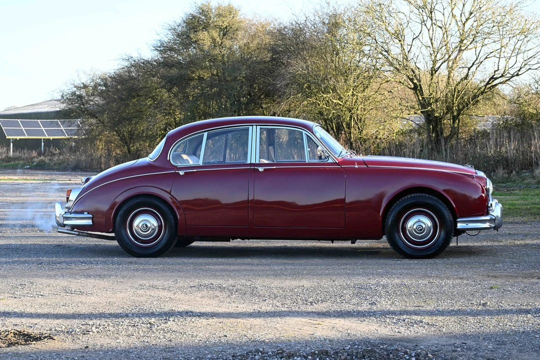 1965 Daimler SP250 - Image 8 of 30