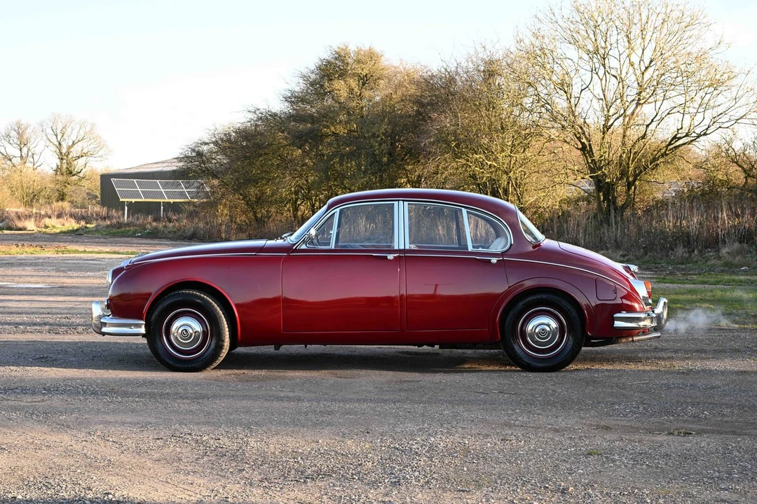 1965 Daimler SP250 - Image 3 of 30
