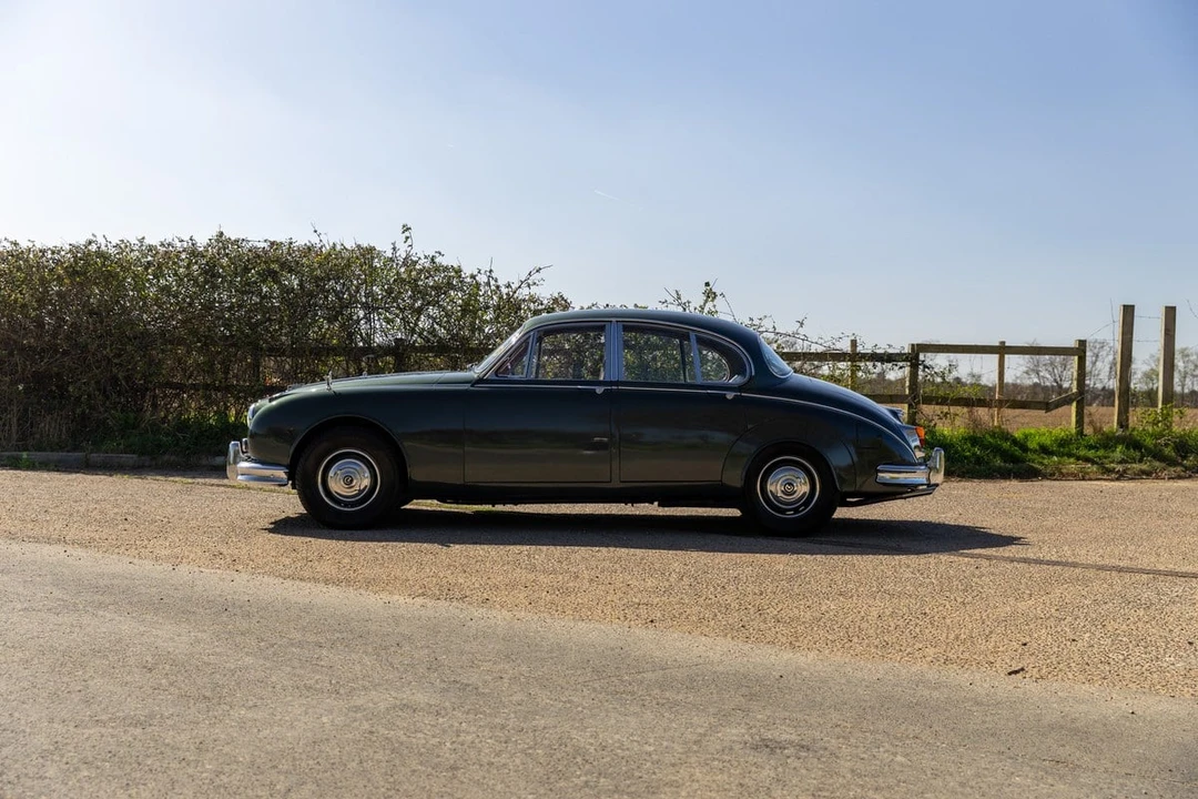 1965 Daimler SP250 - Image 17 of 30
