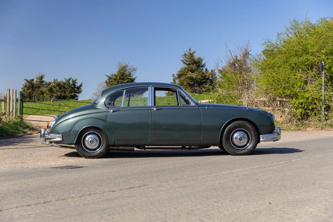 1965 Daimler SP250 - Image 18 of 30