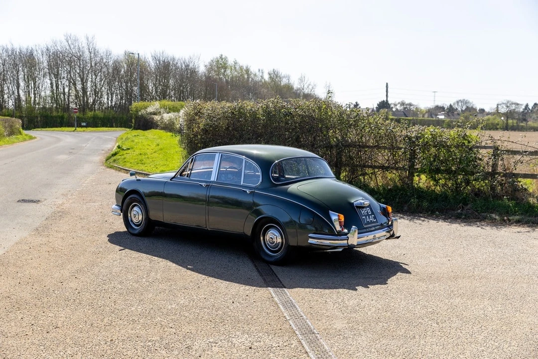 1965 Daimler SP250 - Image 15 of 30