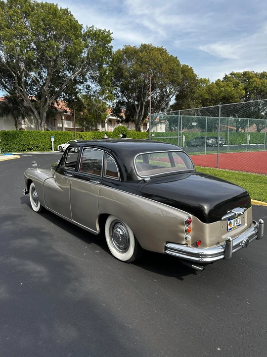 1965 Daimler - Image 4 of 31