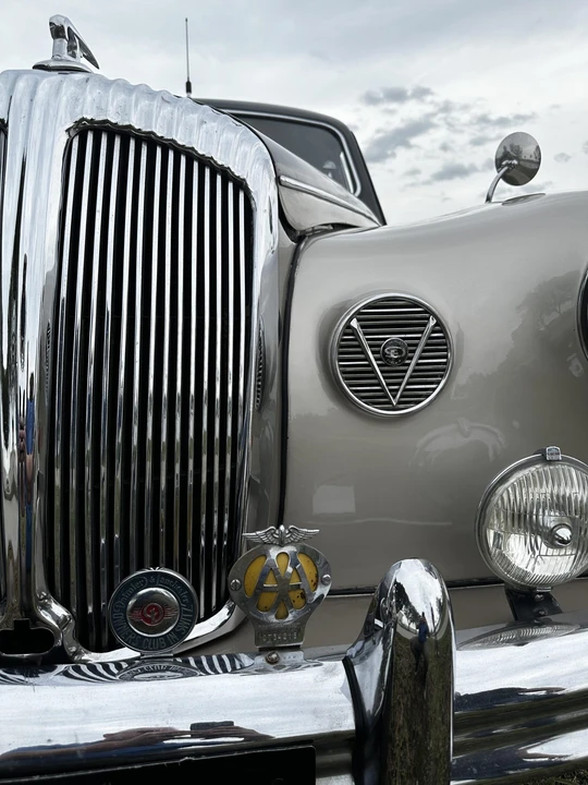1965 Daimler - Image 14 of 31