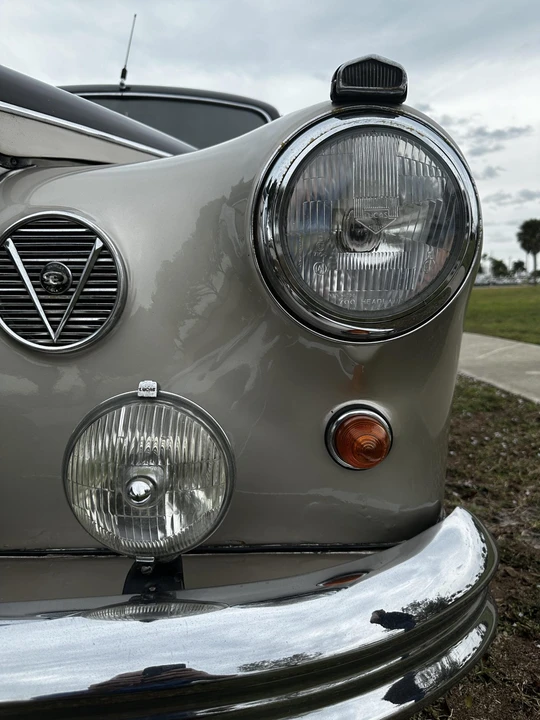 1965 Daimler - Image 15 of 31