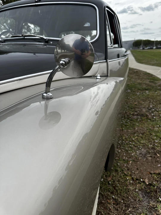 1965 Daimler - Image 16 of 31