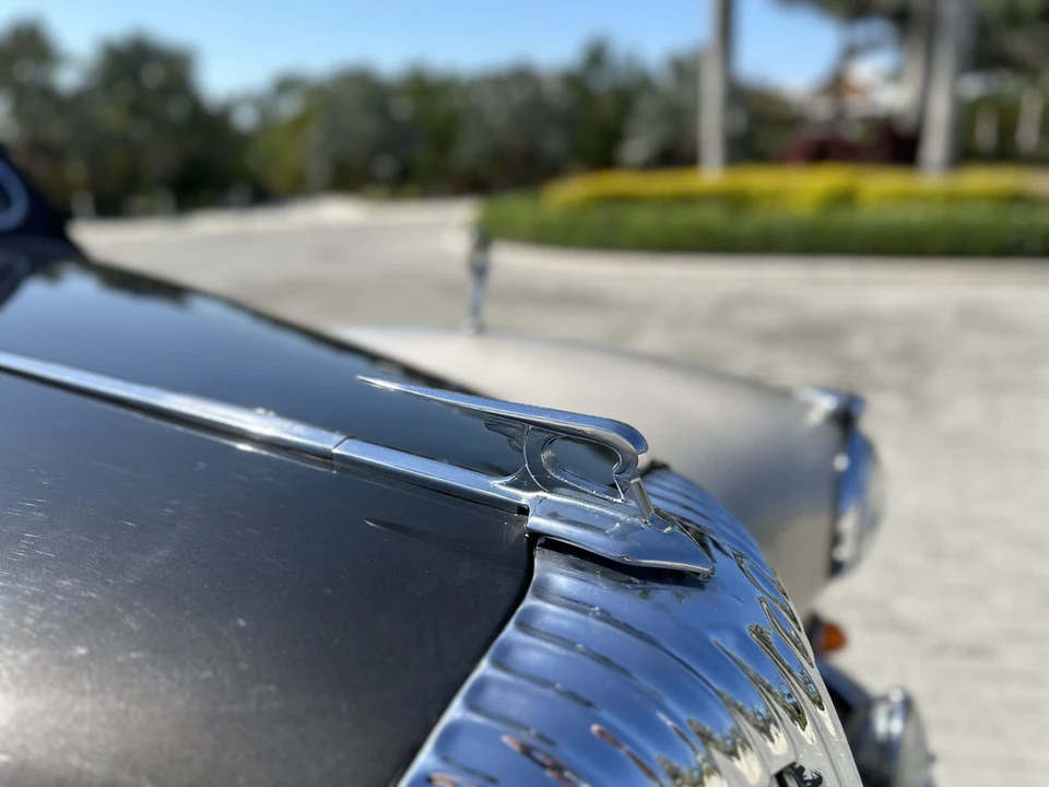 1965 Daimler - Image 10 of 31