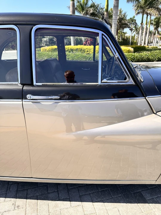 1965 Daimler - Image 29 of 31