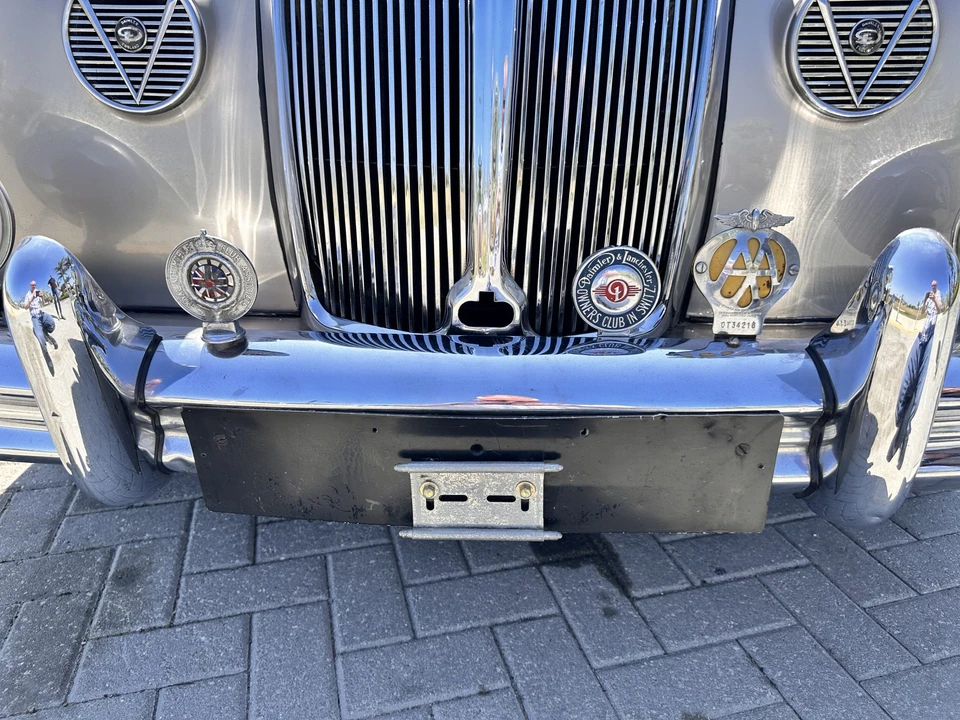 1965 Daimler - Image 11 of 31