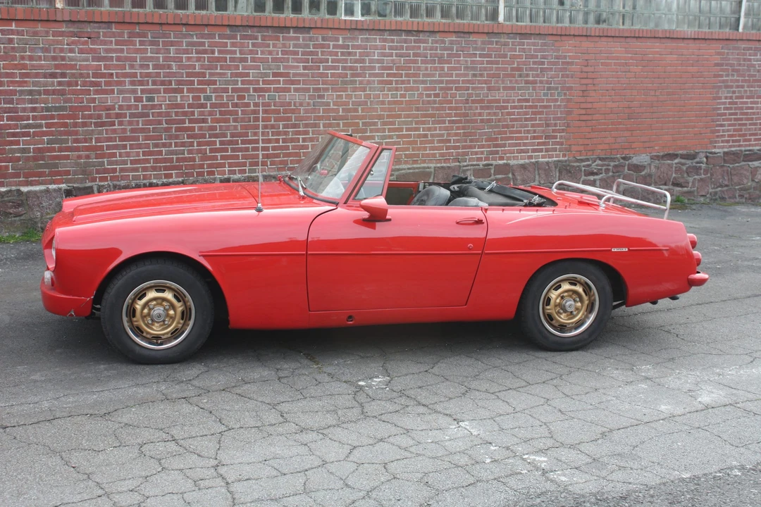 1965 Nissan Datsun Sports - Image 9 of 31