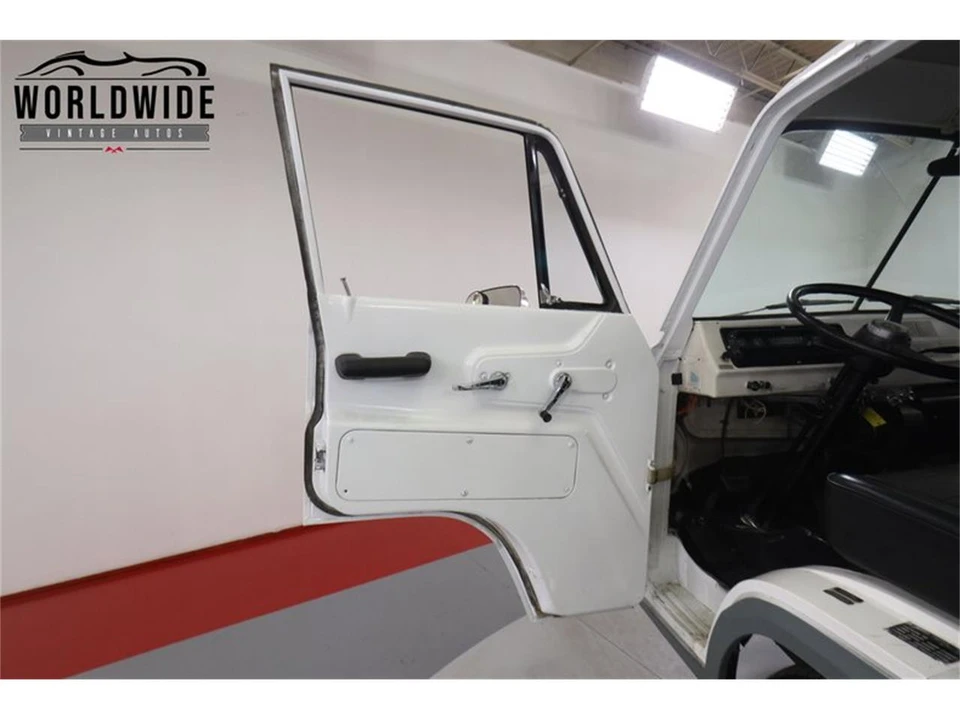 1965 Dodge A100 - Image 27 of 31