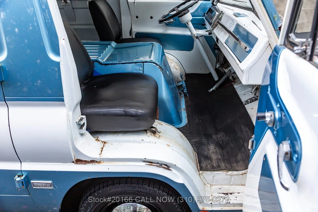 1965 Dodge A100 - Image 25 of 31