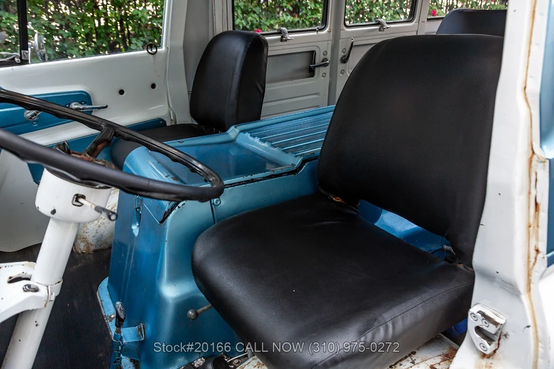 1965 Dodge A100 - Image 17 of 31