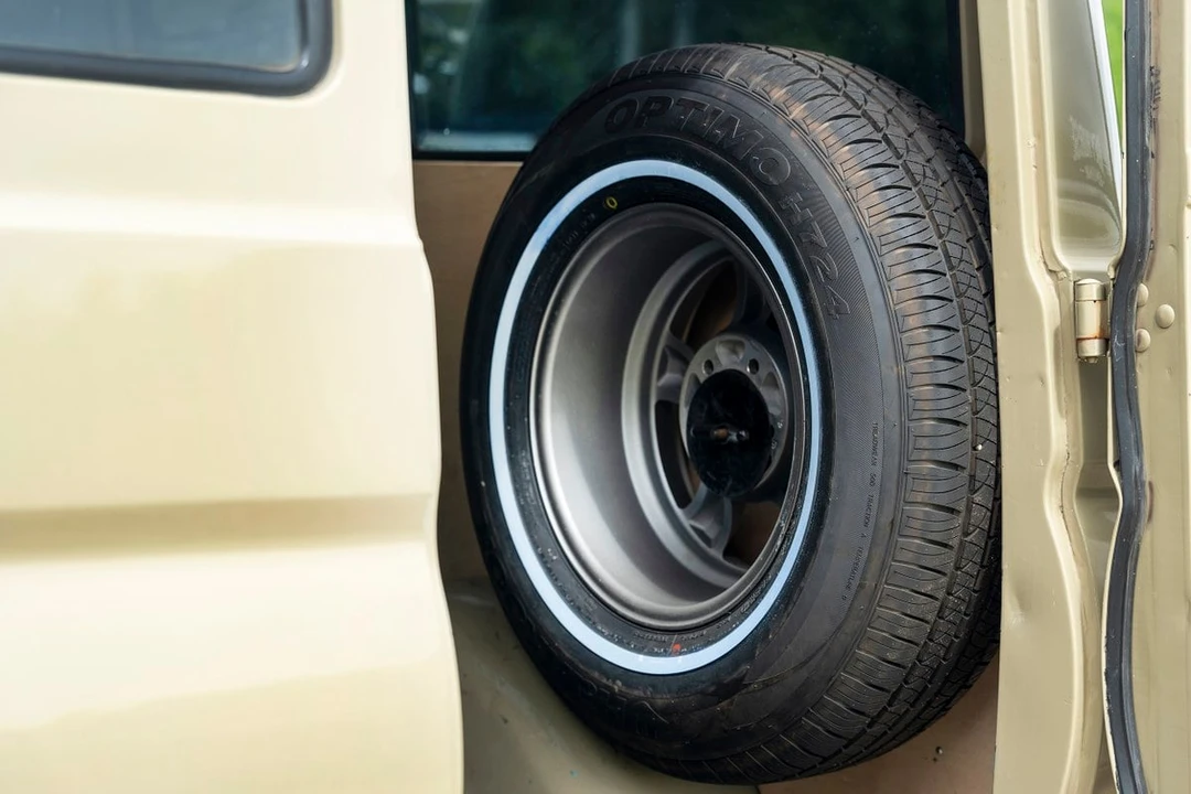 1965 Dodge A100 - Image 22 of 30