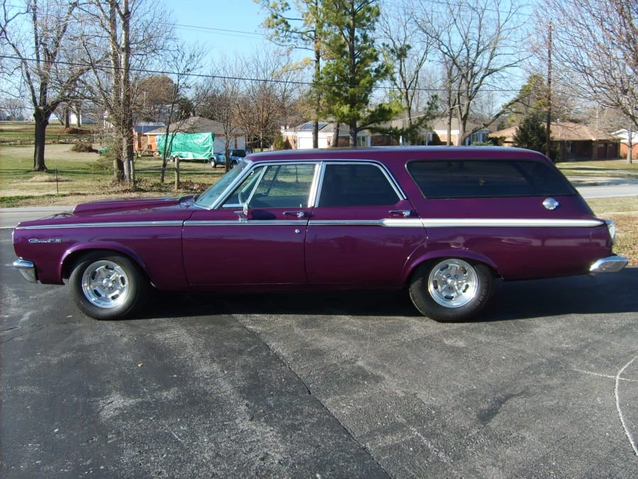 1965 Dodge 330 & 440 & 880 - Image 2 of 8