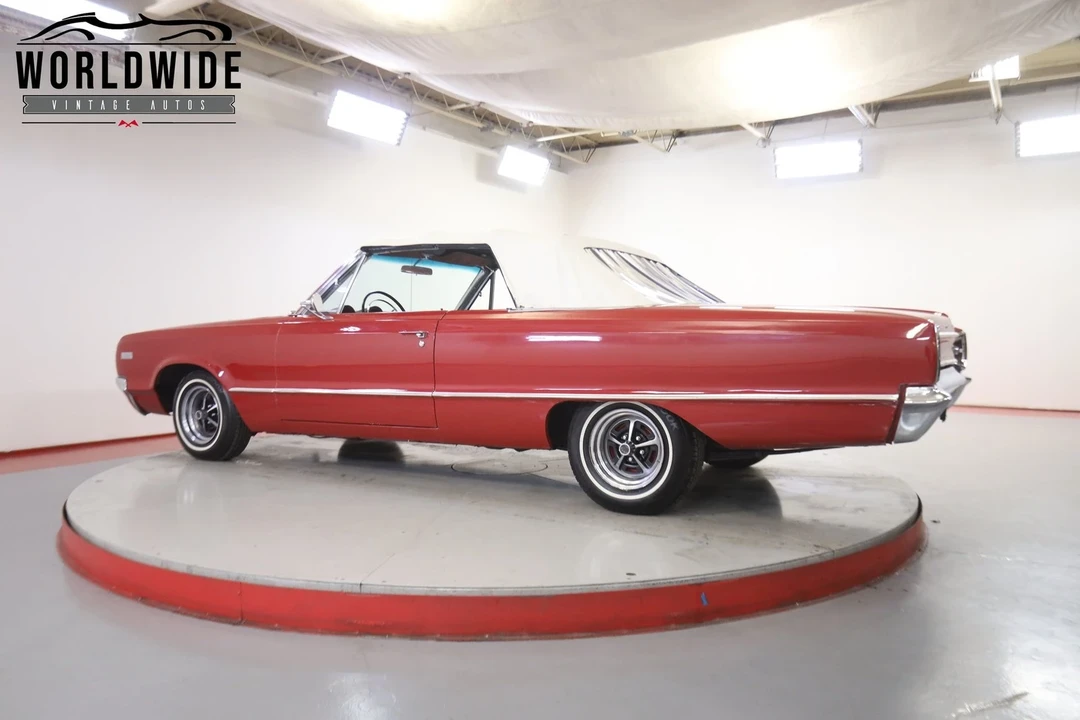 1965 Dodge 330 & 440 & 880 - Image 9 of 12