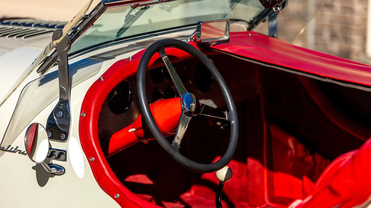 1965 Excalibur - Image 7 of 31