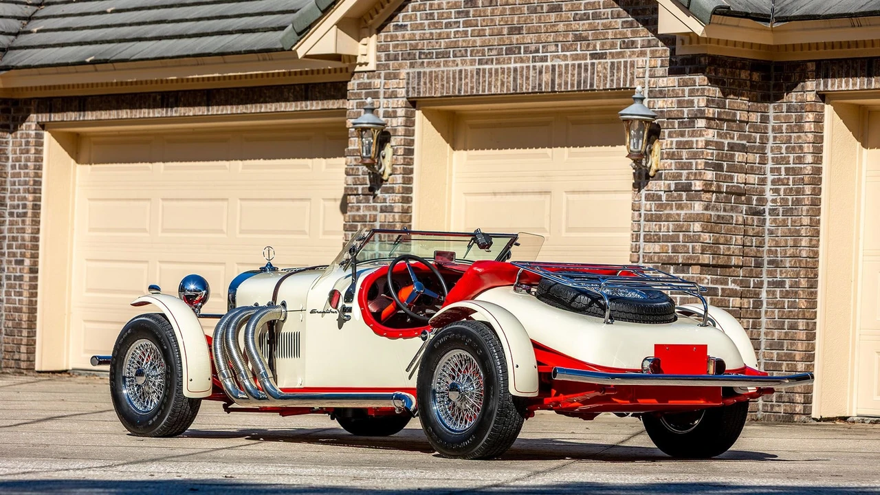 1965 Excalibur - Image 12 of 31