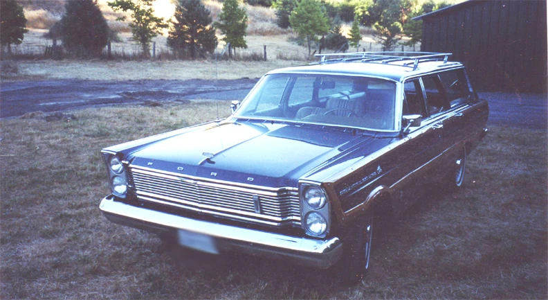 1965 Ford Country Squire - Image 2 of 4