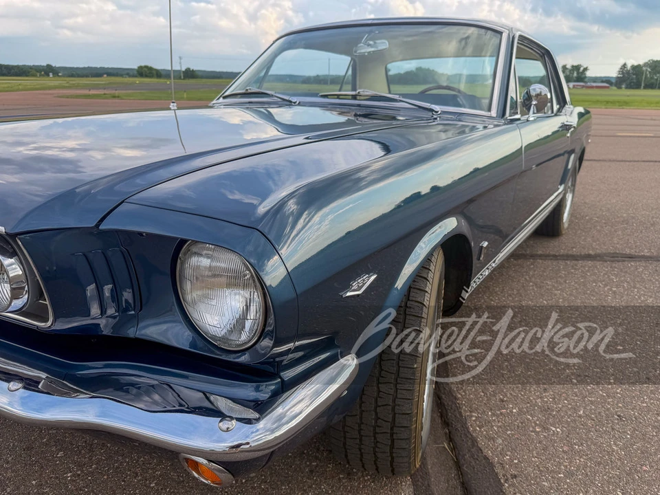 1965 Ford Mustang - Image 17 of 31