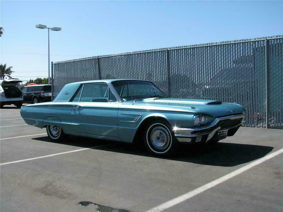 1965 Ford Thunderbird 4th Gen - Image 2 of 4