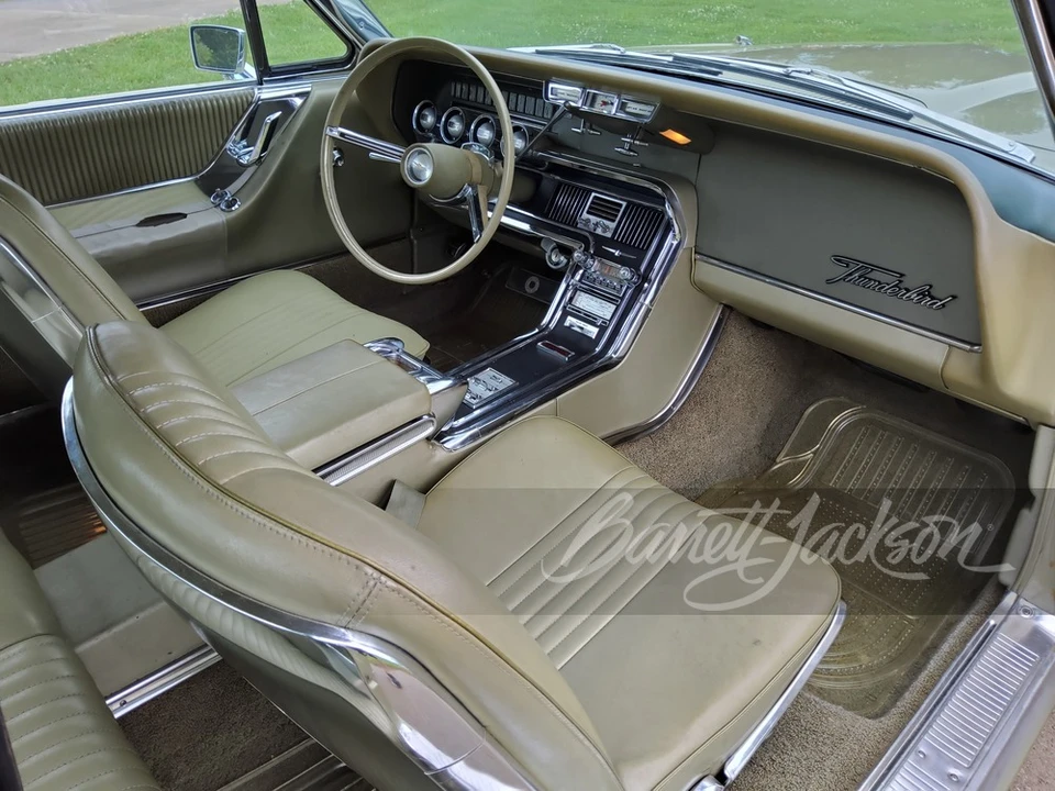 1965 Ford Thunderbird 4th Gen - Image 5 of 12