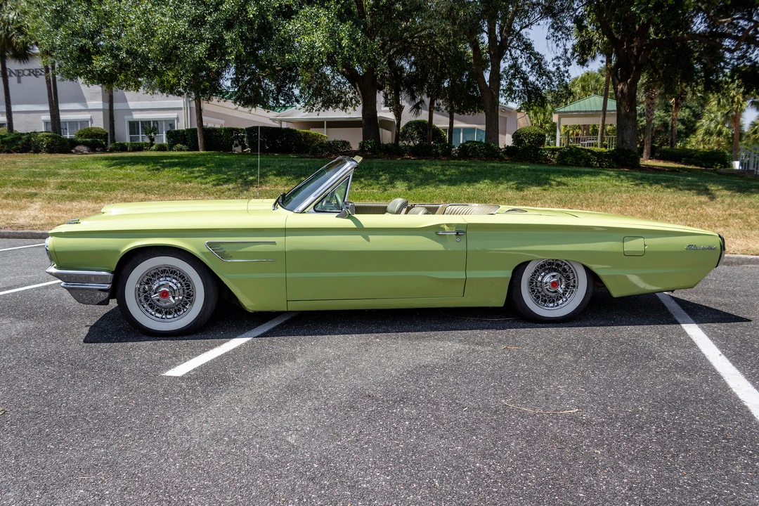 1965 Ford Thunderbird 4th Gen - Image 4 of 31