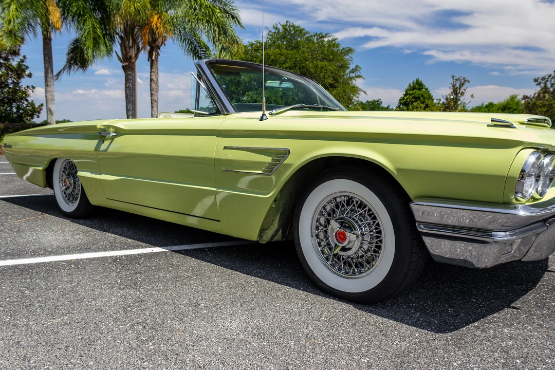 1965 Ford Thunderbird 4th Gen - Image 23 of 31