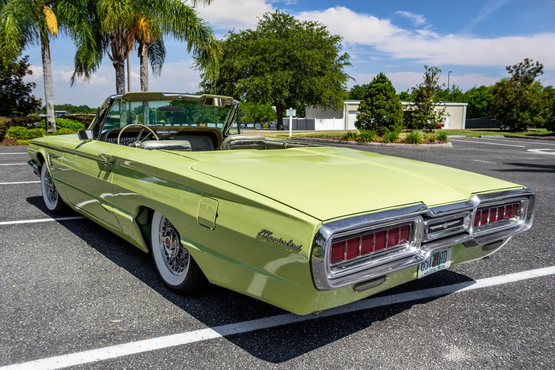1965 Ford Thunderbird 4th Gen - Image 11 of 31