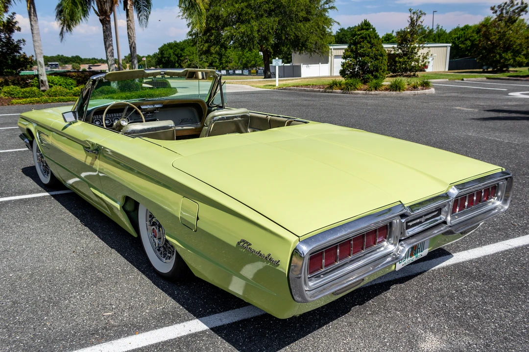 1965 Ford Thunderbird 4th Gen - Image 14 of 31