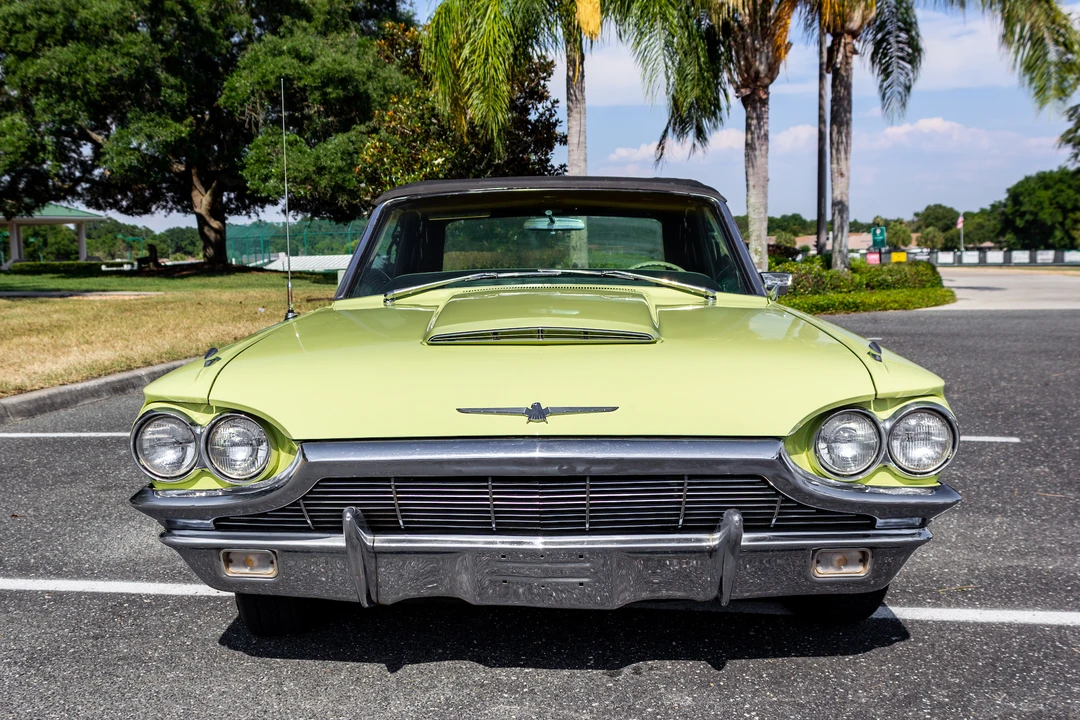 1965 Ford Thunderbird 4th Gen - Image 26 of 31