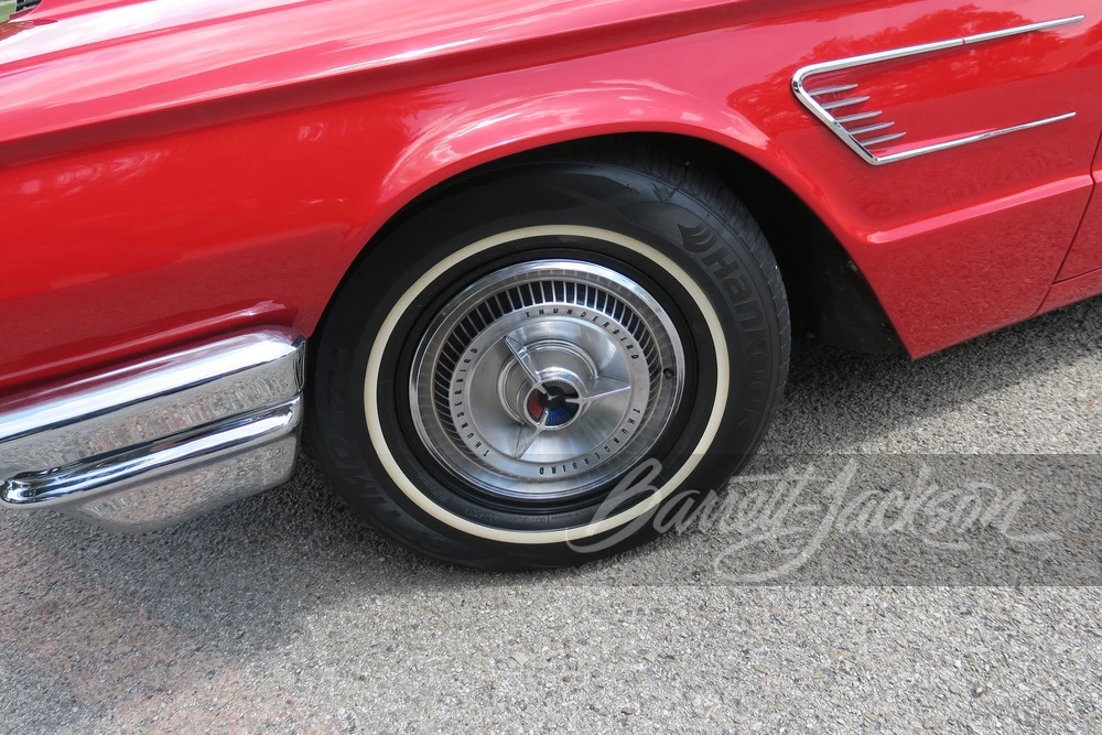 1965 Ford Thunderbird 4th Gen - Image 22 of 31