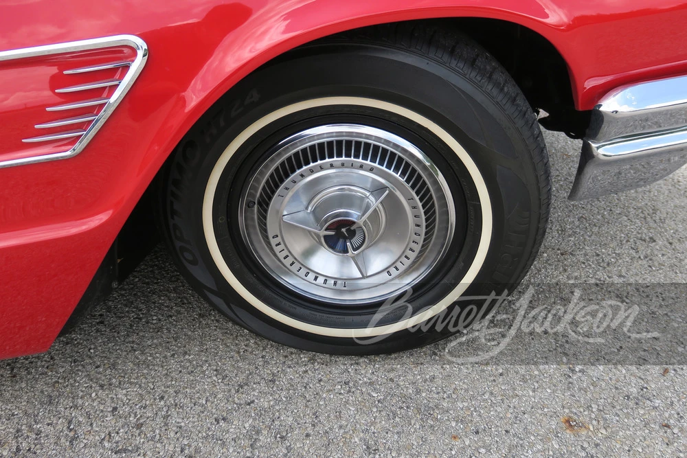 1965 Ford Thunderbird 4th Gen - Image 23 of 31