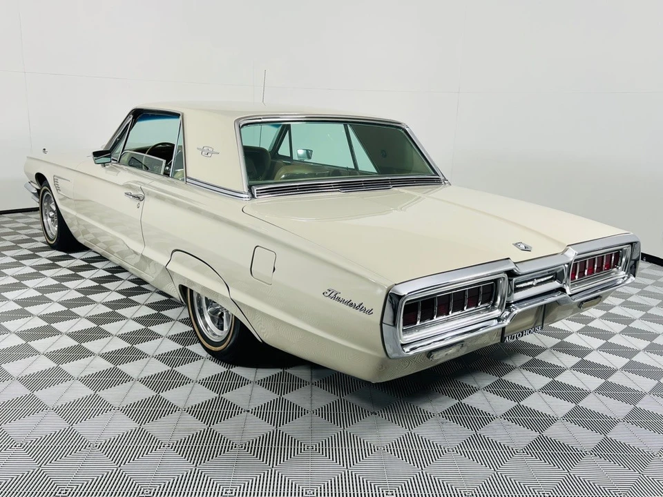1965 Ford Thunderbird 4th Gen - Image 10 of 12
